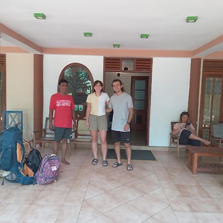 Leopard City Hostel Yala Tissamaharama Bagian luar foto
