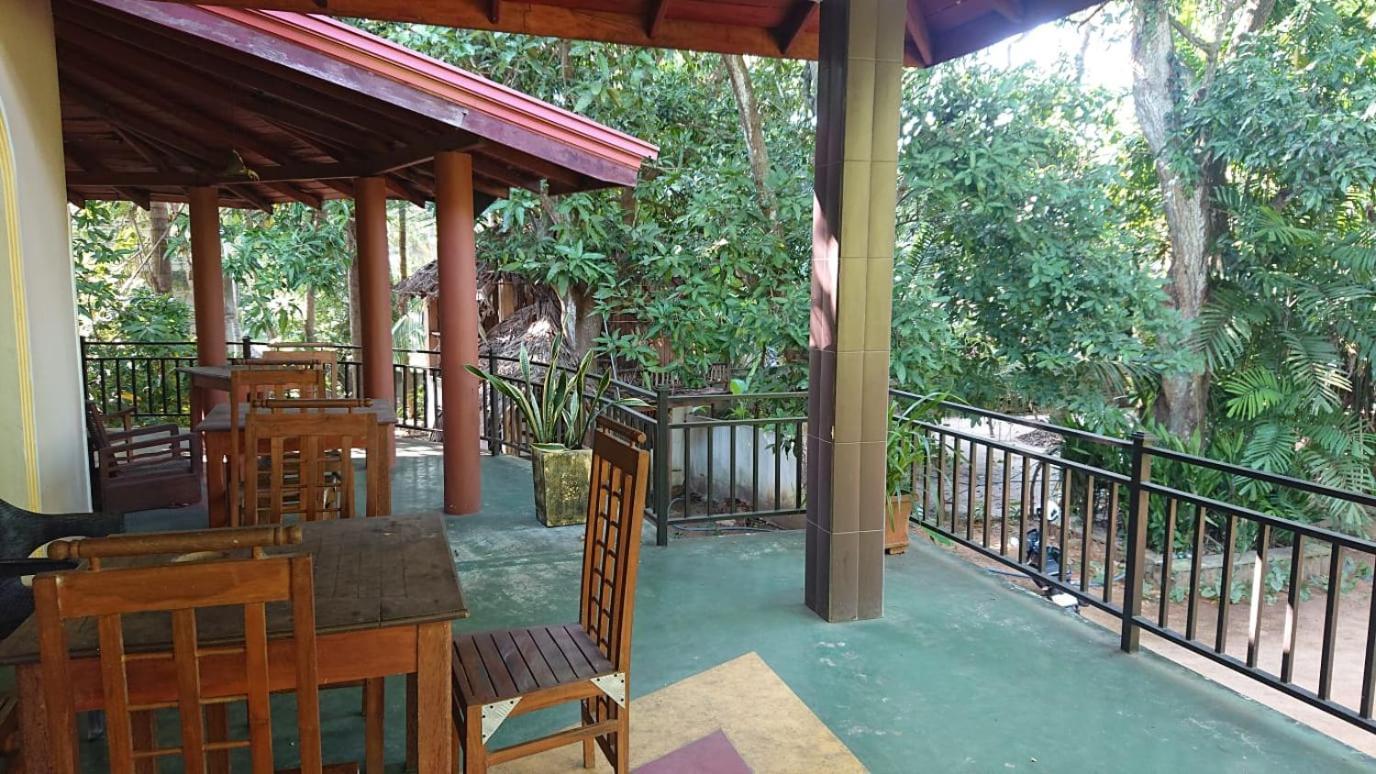 Leopard City Hostel Yala Tissamaharama Bagian luar foto