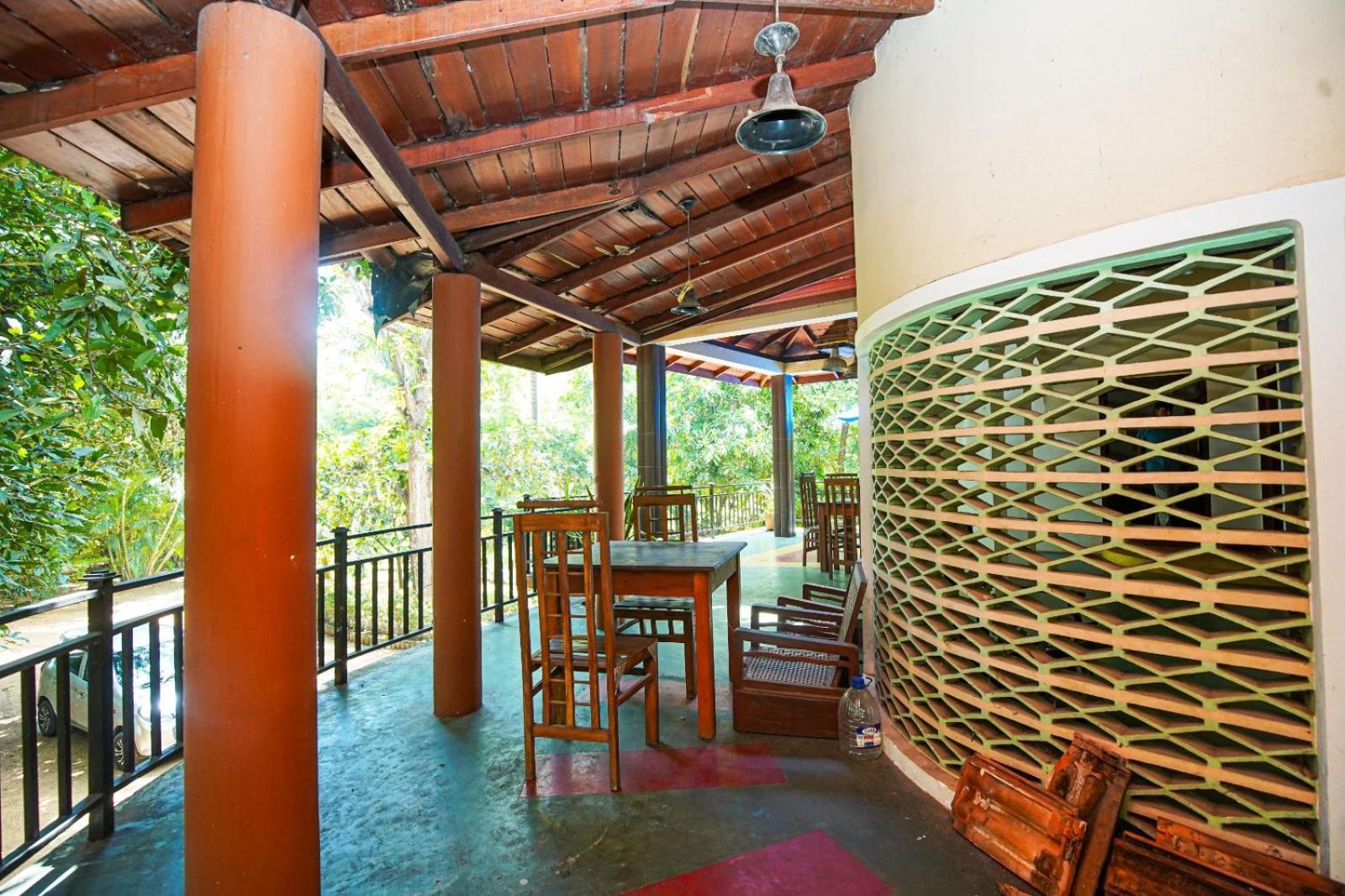 Leopard City Hostel Yala Tissamaharama Bagian luar foto