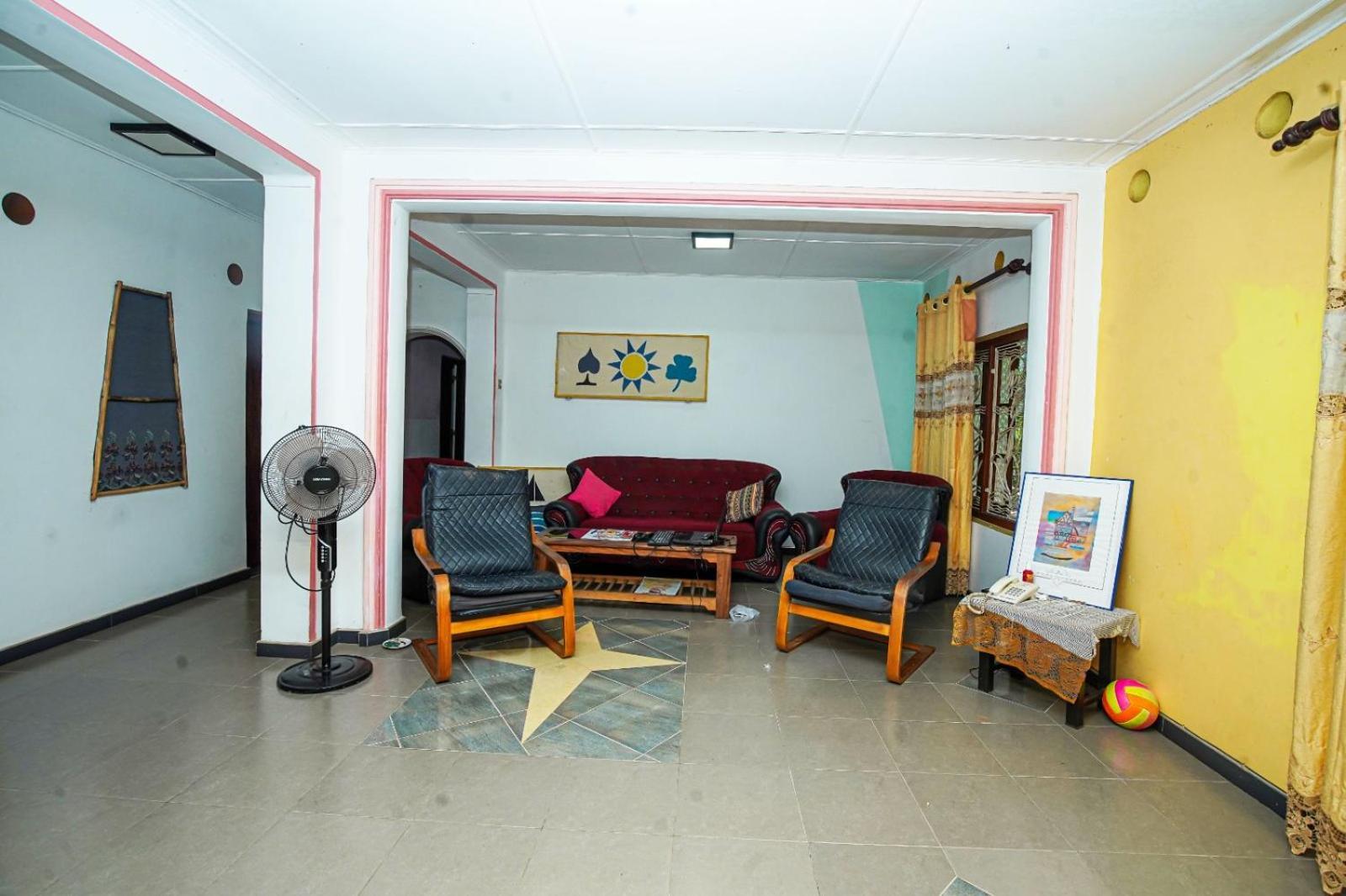 Leopard City Hostel Yala Tissamaharama Bagian luar foto