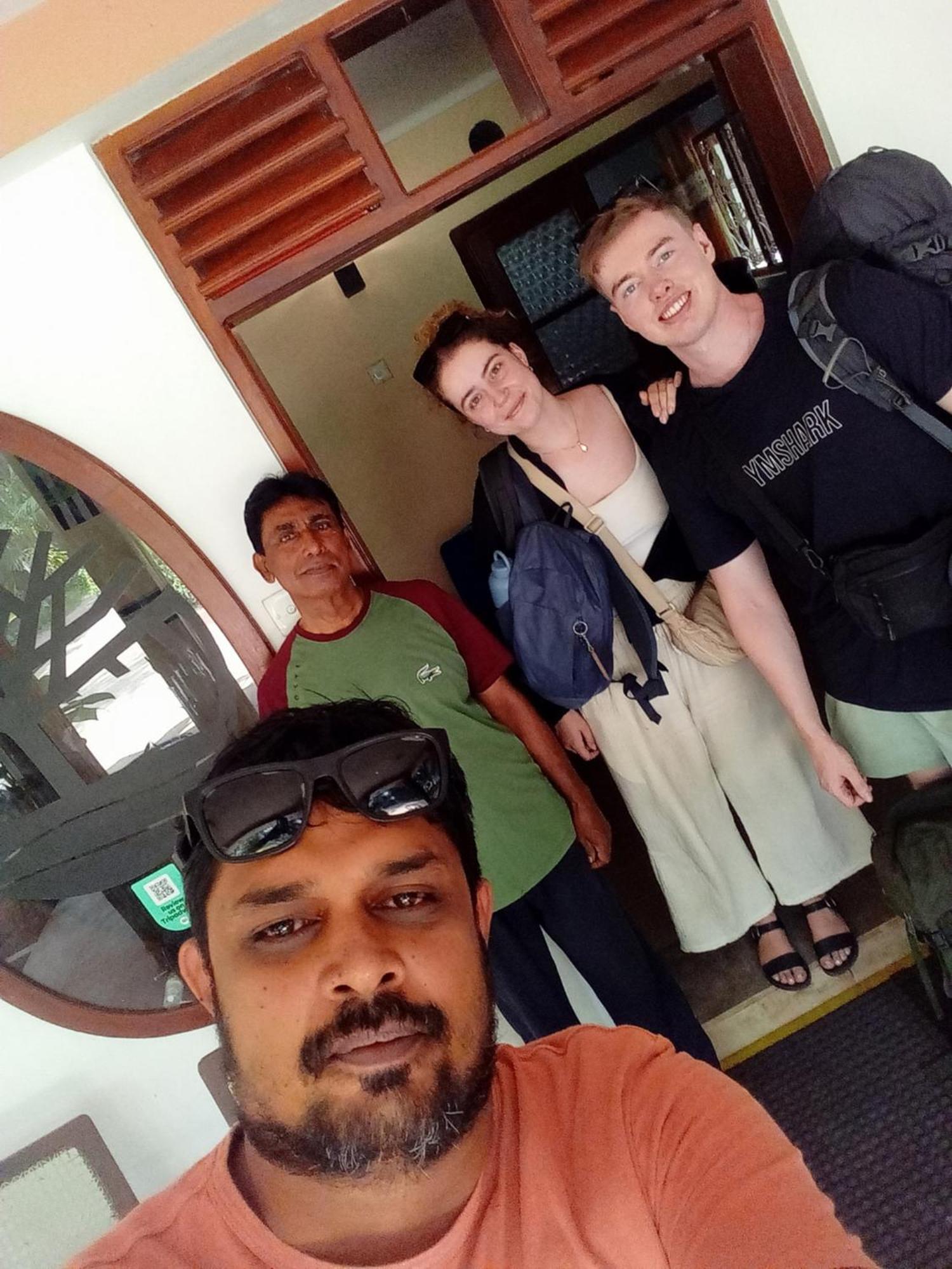 Leopard City Hostel Yala Tissamaharama Bagian luar foto